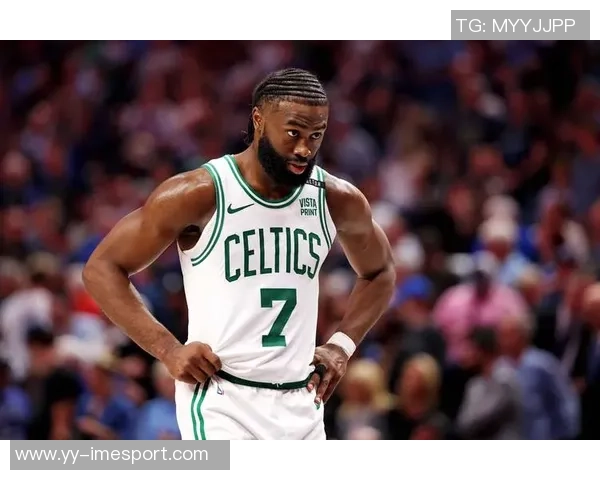 左腿筋紧张导致退赛马祖拉尚未收到完整伤情报告杰伦布朗表示他状态良好