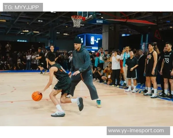 布克分享中国赛期间近照表达对澳门的热爱期待再次相聚